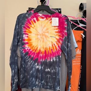 Ivory ella tie dyed long sleeve tee size small